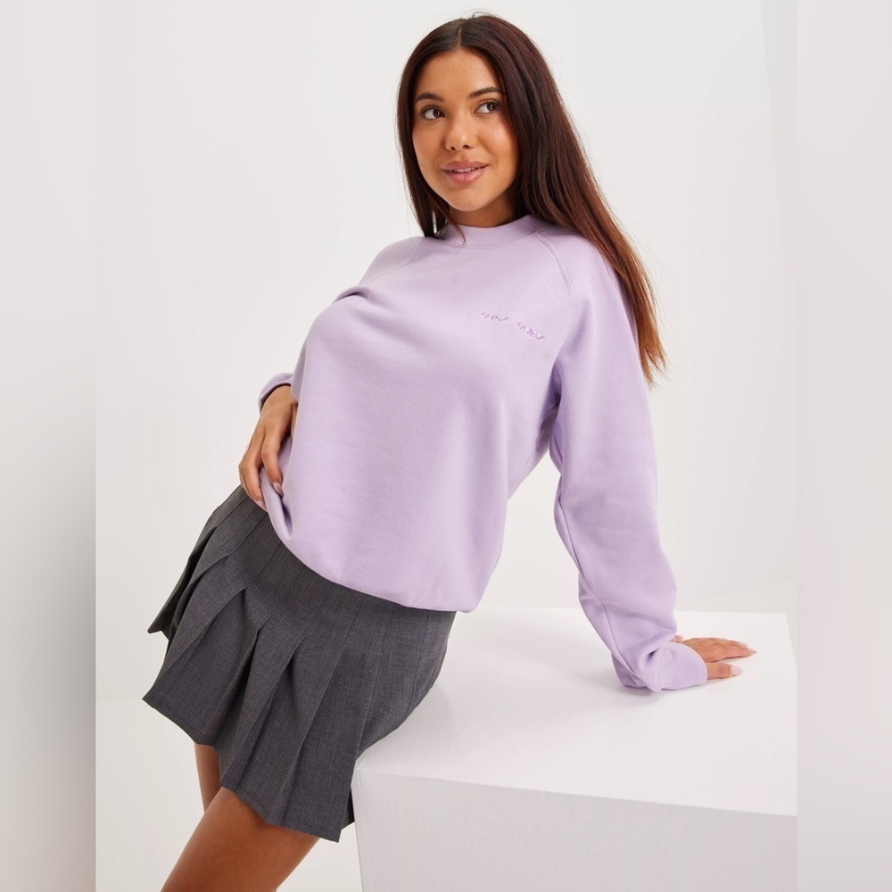 Samsøe Samsøe Gitta Crewneck in Orchid Purple Logo Long Sleeve Sweatshirt
